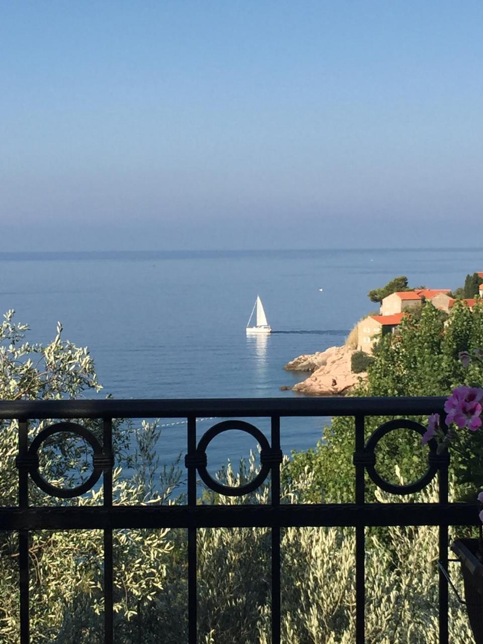 Monte Perla Residence Sveti Stefan Eksteriør billede