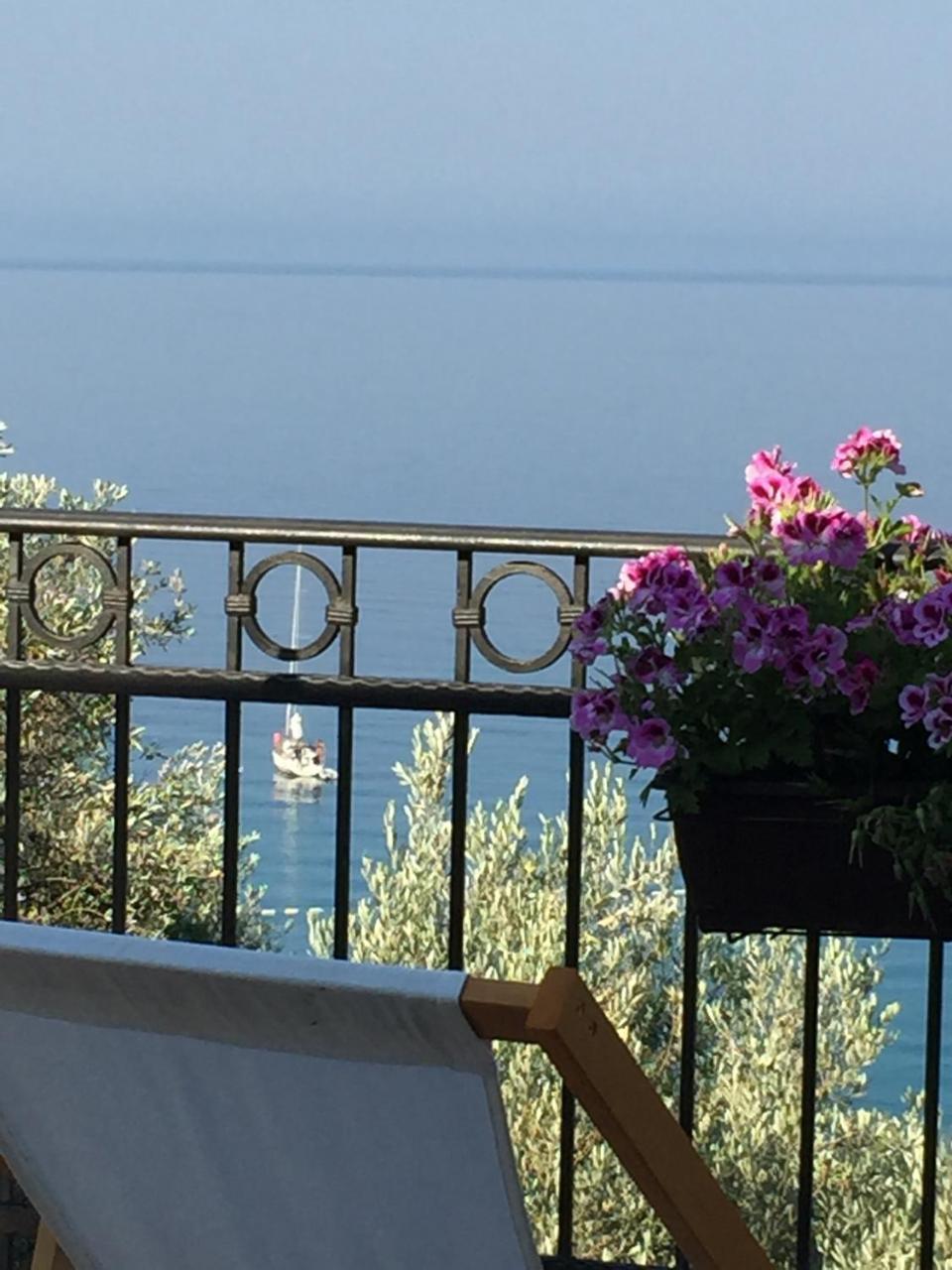 Monte Perla Residence Sveti Stefan Eksteriør billede